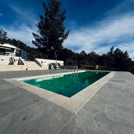 Domus Villa Эрмиони Экстерьер фото